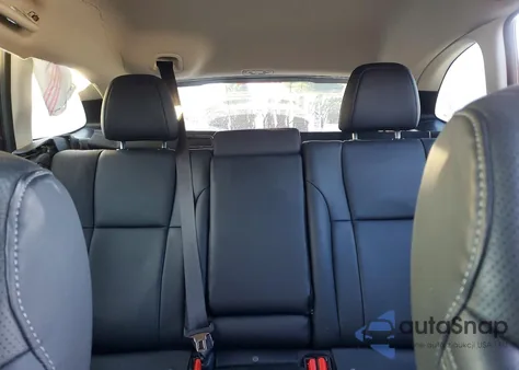 2024 Subaru Outback Touring z USA, uszkodzony, nr VIN 4S4BTGPD1R3134010